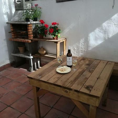 Apto Con Patio Y Barbacoa Bbq H De La Reina Córdoba Eksteriør bilde